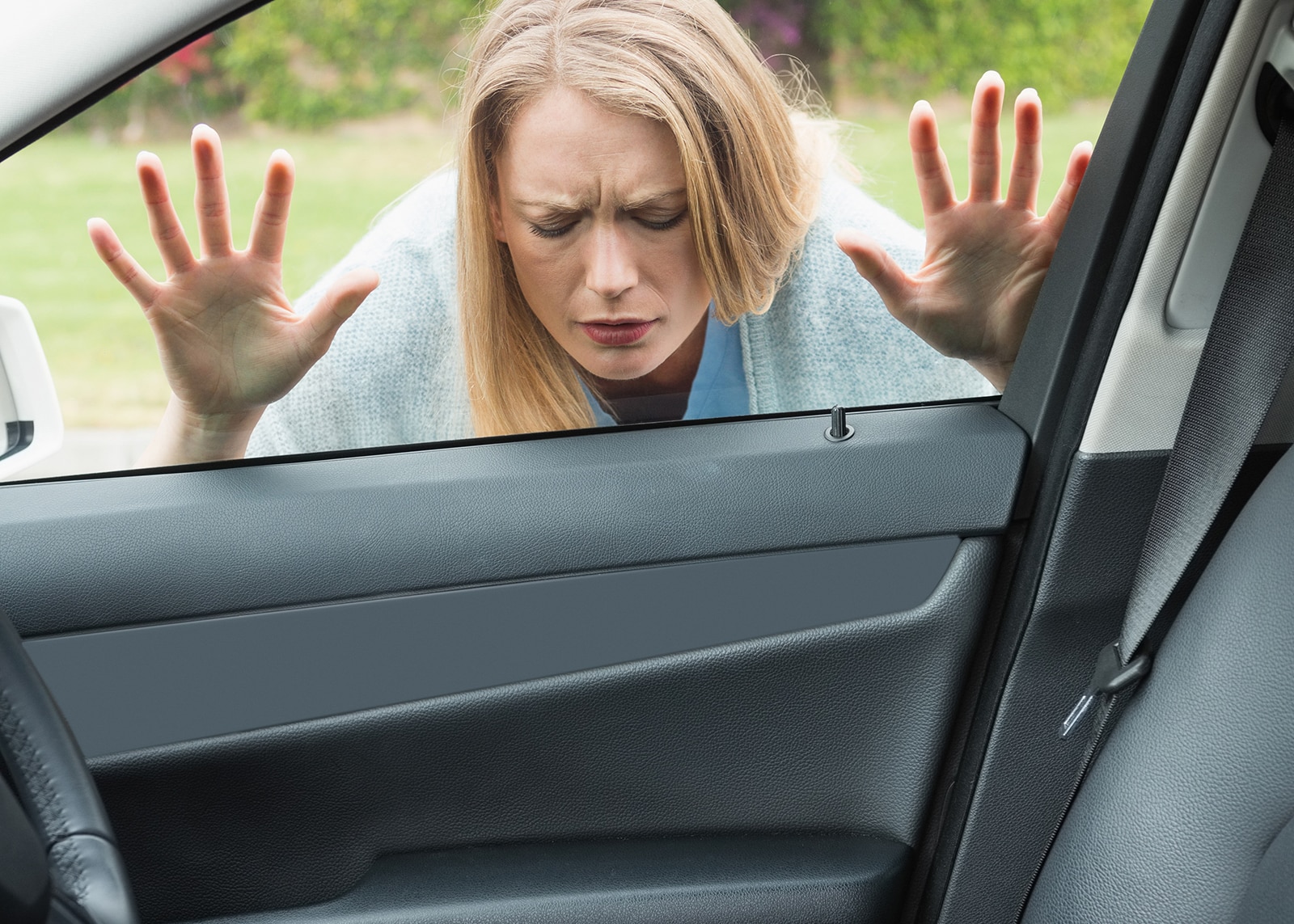 Why Mobile Locksmiths Are Ideal for Car Lockouts in primarylocation1}